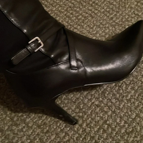 Nine West black boots - Picture 3 of 9